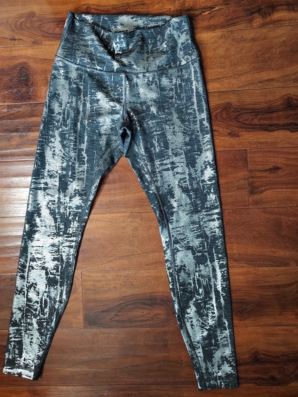 lululemon athletica Black and Gray Textured Print High-Rise Leggings
